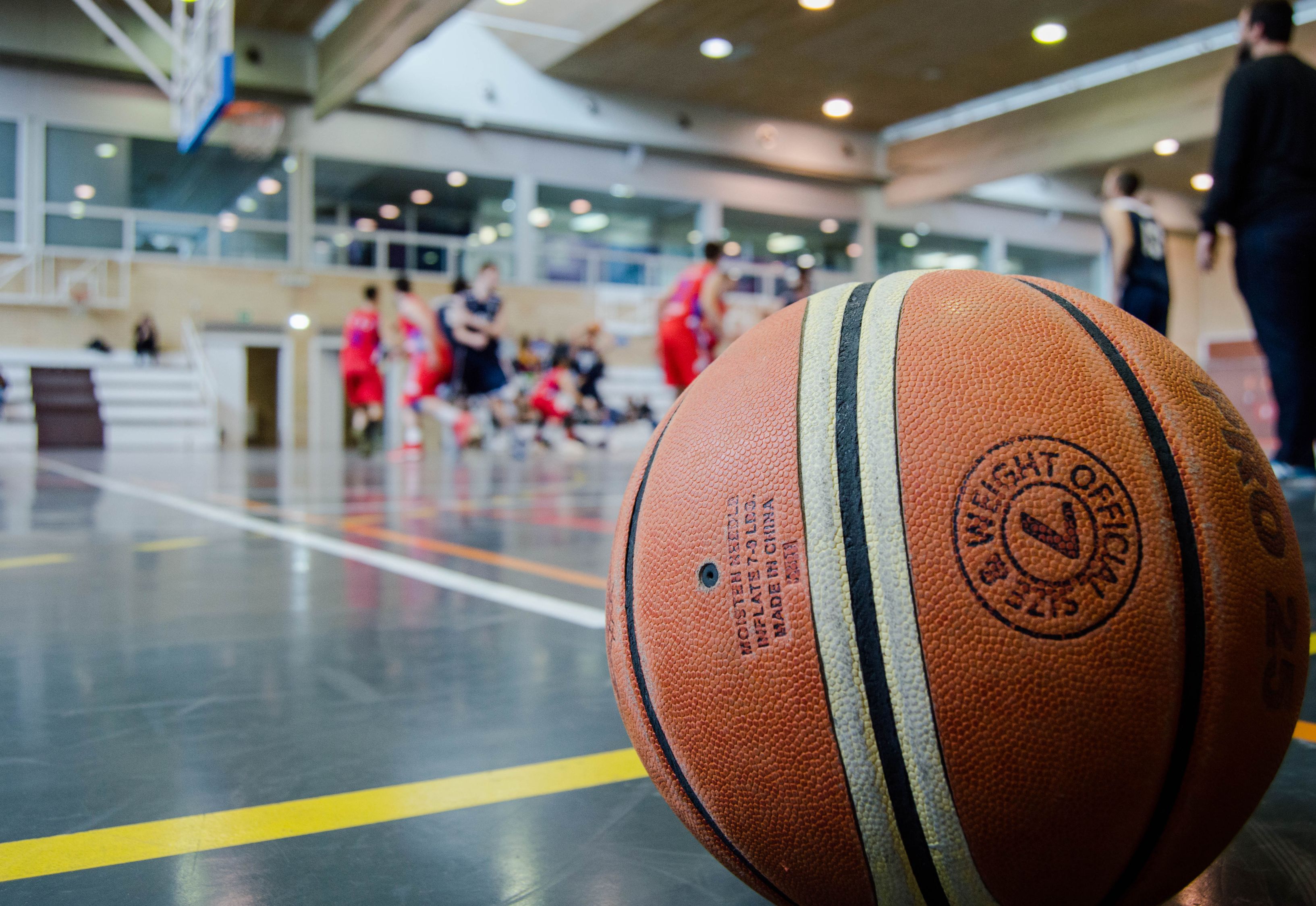 凯尔特人vs勇士，一场跨越时代的NBA巅峰对决，谁才是真正的篮球哲学赢家？